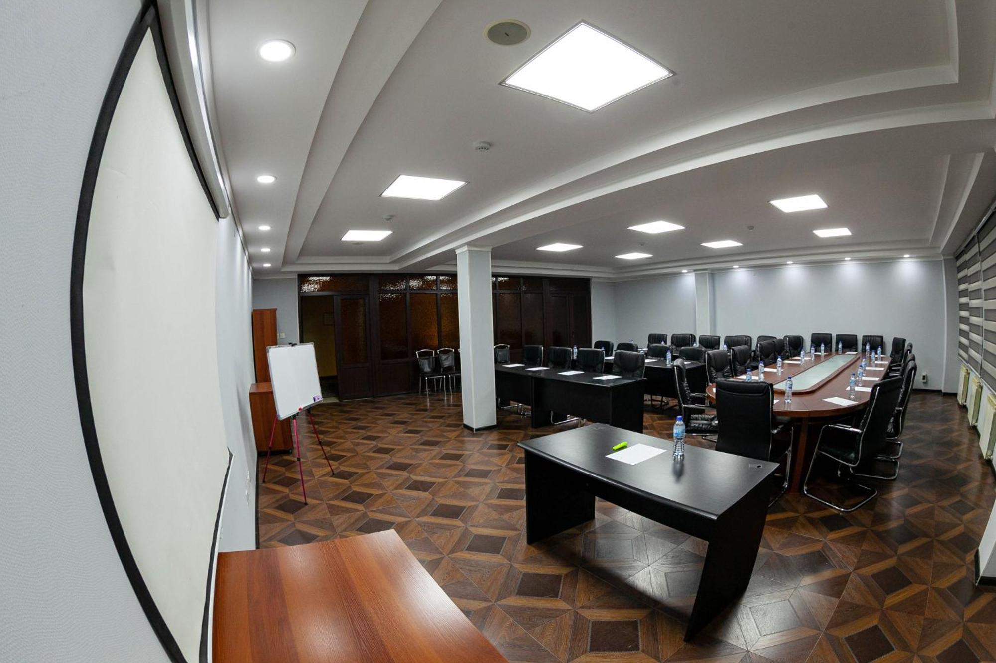 Hotel Zargaron Plaza Buchara Exterior foto